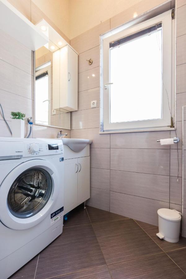 Apartments Kaline Подстрана Екстериор снимка